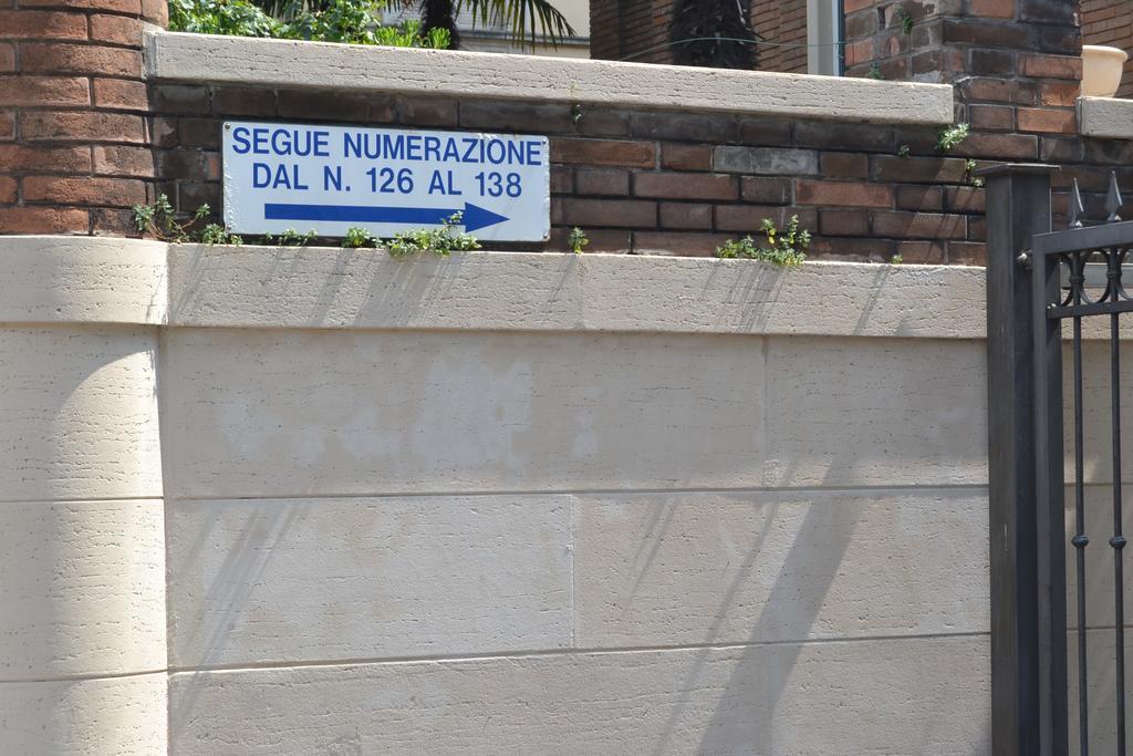 Central Avenue B&B Bolonya Dış mekan fotoğraf
