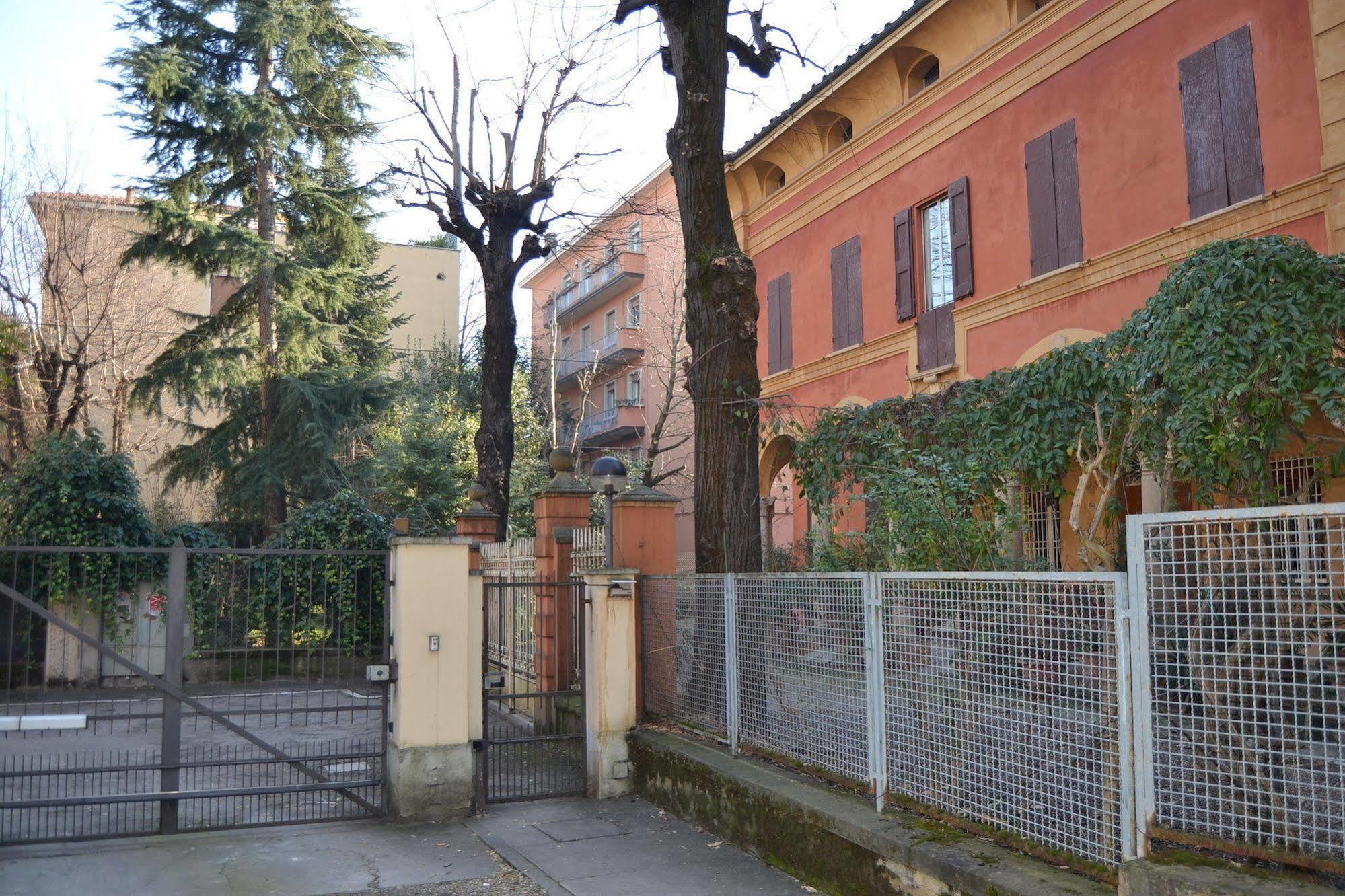 Central Avenue B&B Bolonya Dış mekan fotoğraf